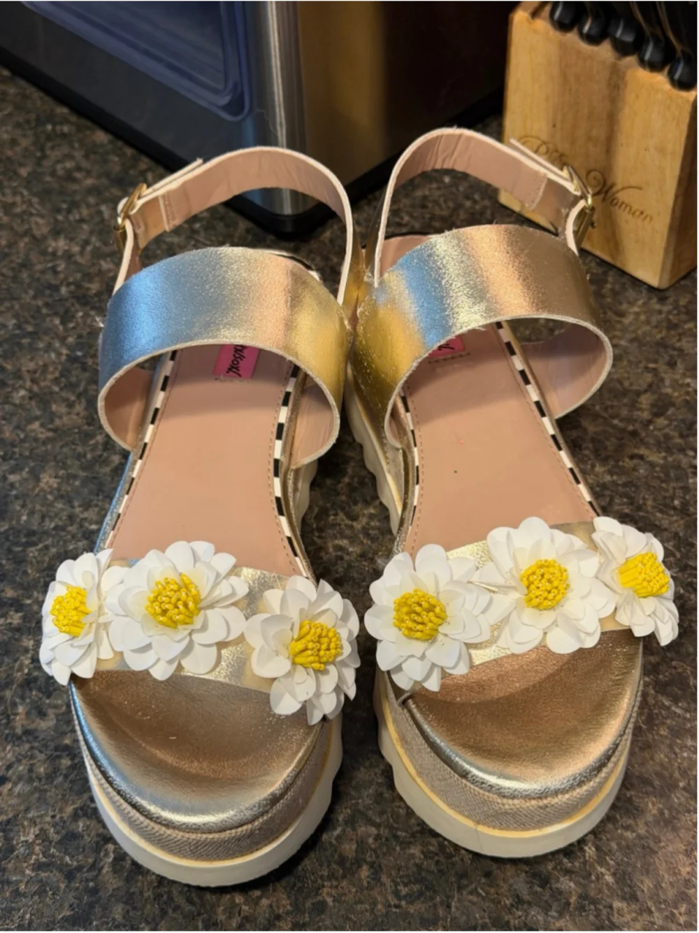 Betsey Johnson Pipper Floral Daisy Wedges Shoes